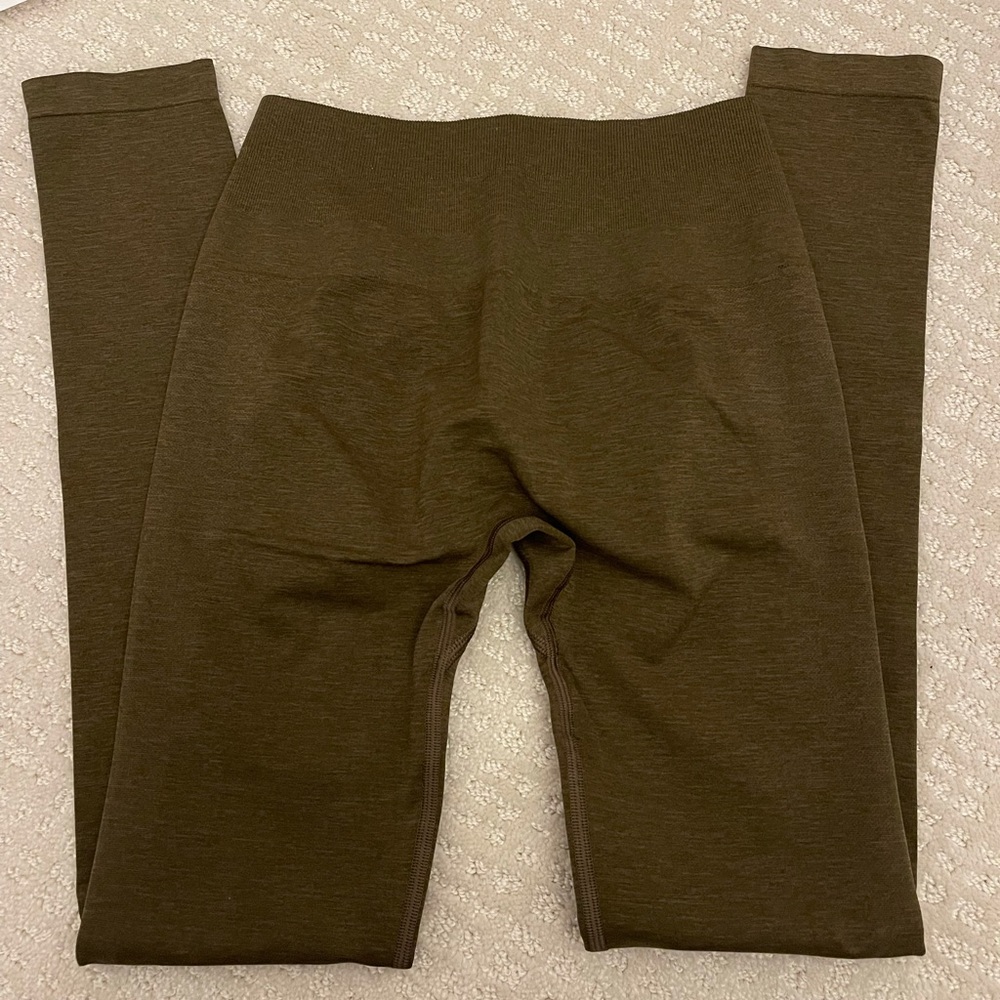 alphalete amplify leggings canteen